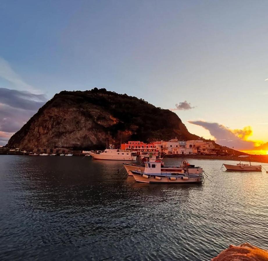 Mare Nostrum - Beachfront House - Sant'Angelo Ischia Exterior photo